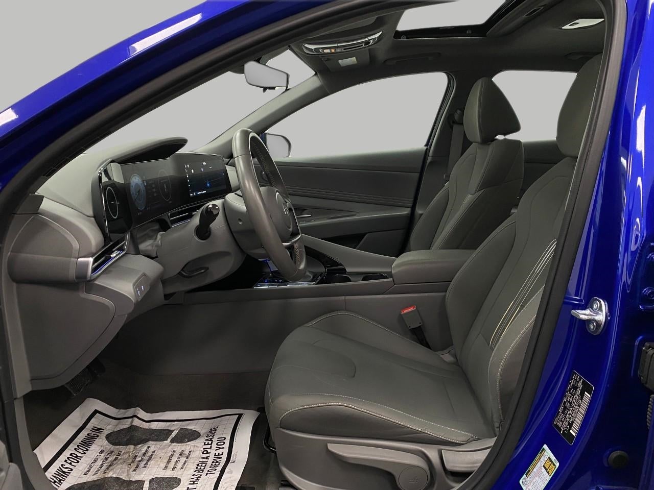 2025 Hyundai Elantra SEL Convenience IVT