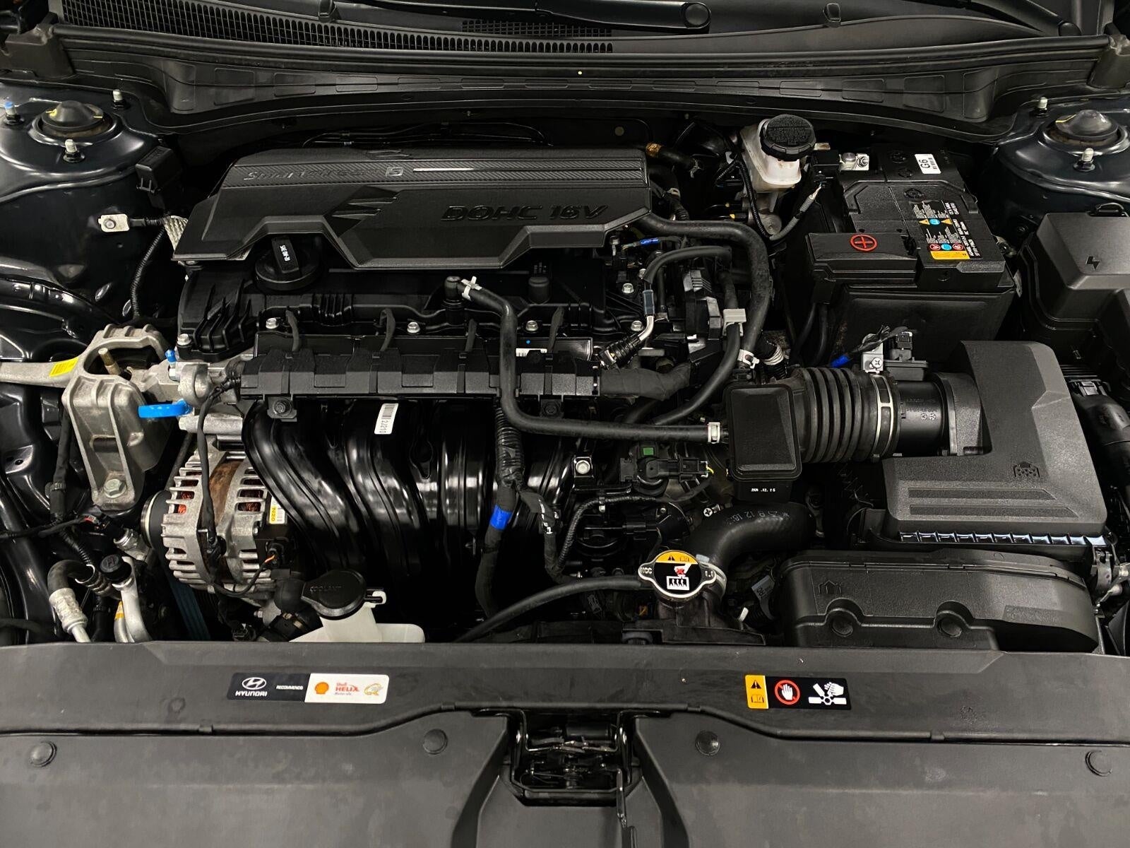 2025 Hyundai Elantra SEL Convenience IVT