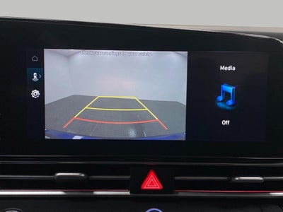 2025 Hyundai Elantra SEL Convenience IVT