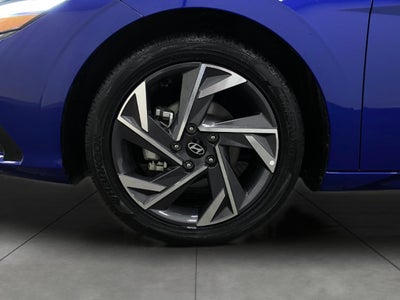 2025 Hyundai Elantra SEL Convenience IVT