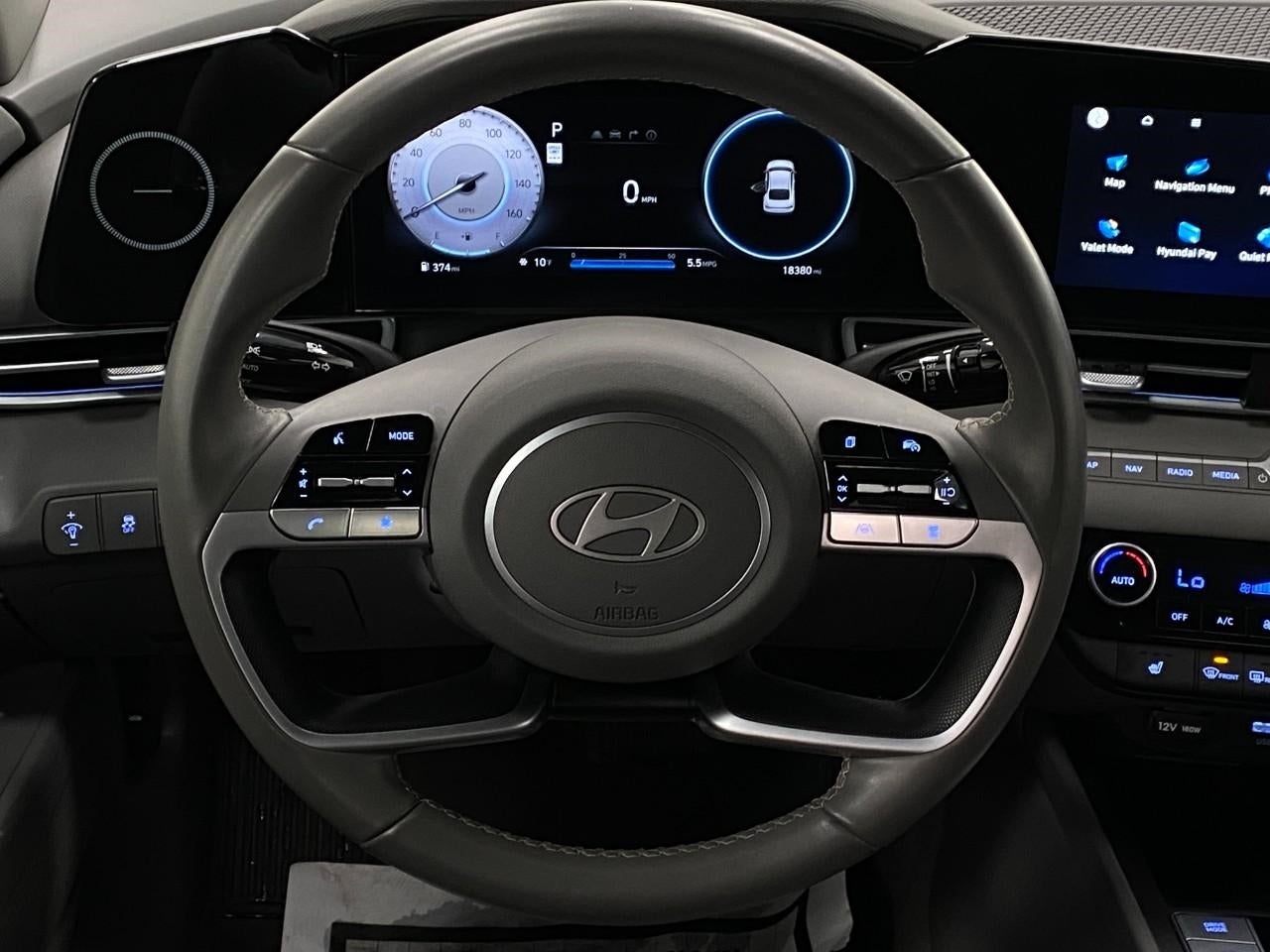 2025 Hyundai Elantra SEL Convenience IVT