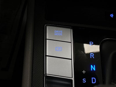 2025 Hyundai Elantra SEL Convenience IVT