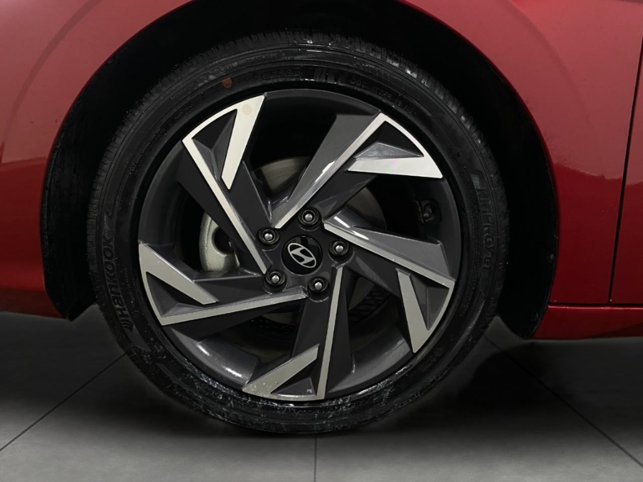 2025 Hyundai ELANTRA SEDAN