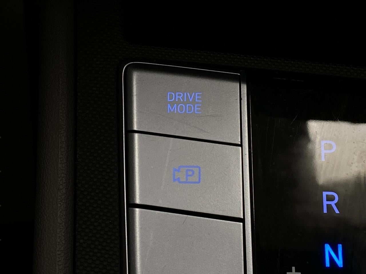 2025 Hyundai ELANTRA SEDAN