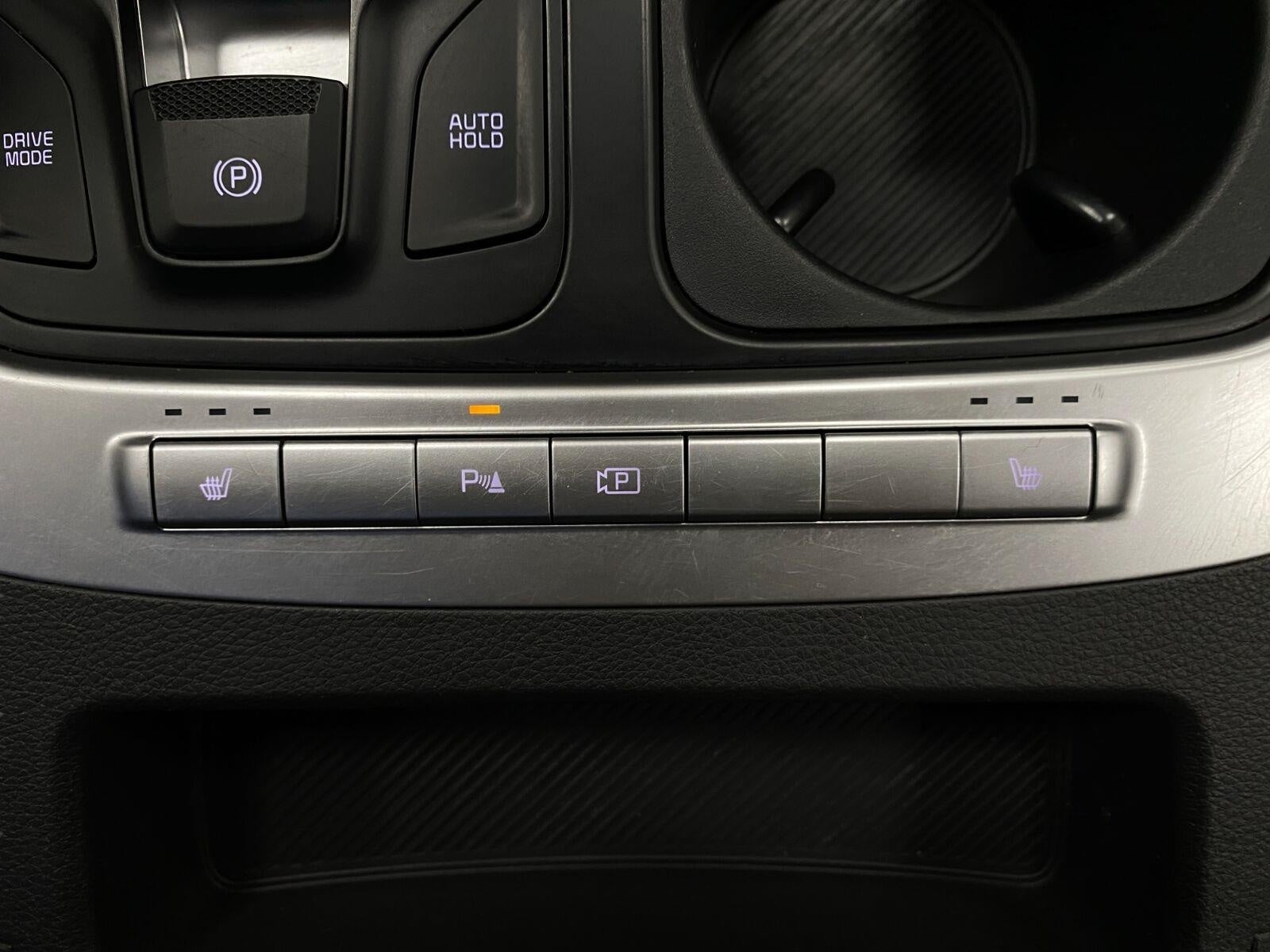 2026 Kia Carnival LXS FWD