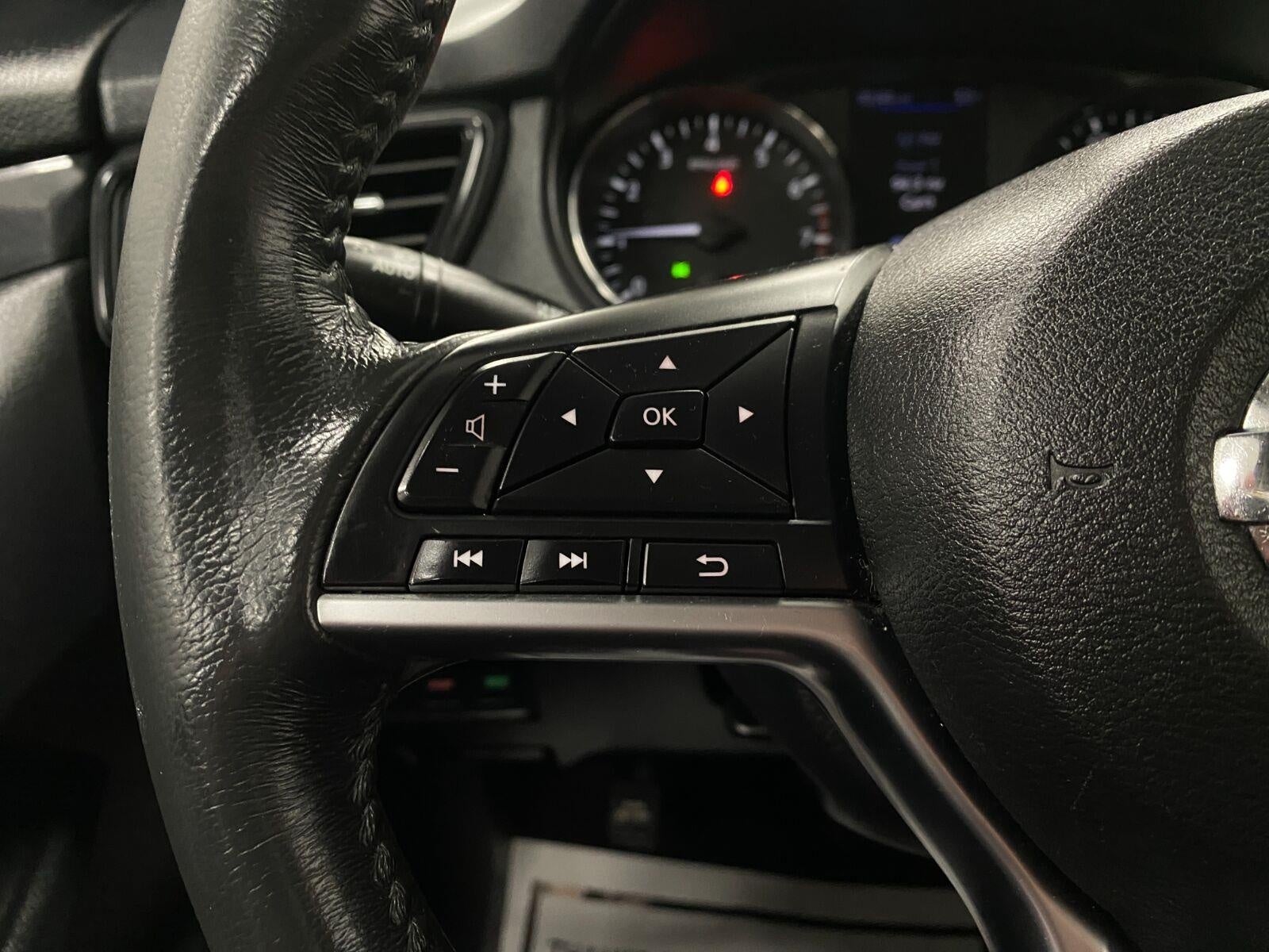 2018 Nissan Rogue FWD SV
