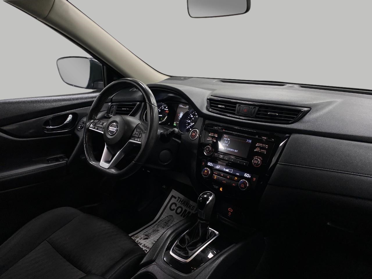 2017 Nissan Rogue AWD SV