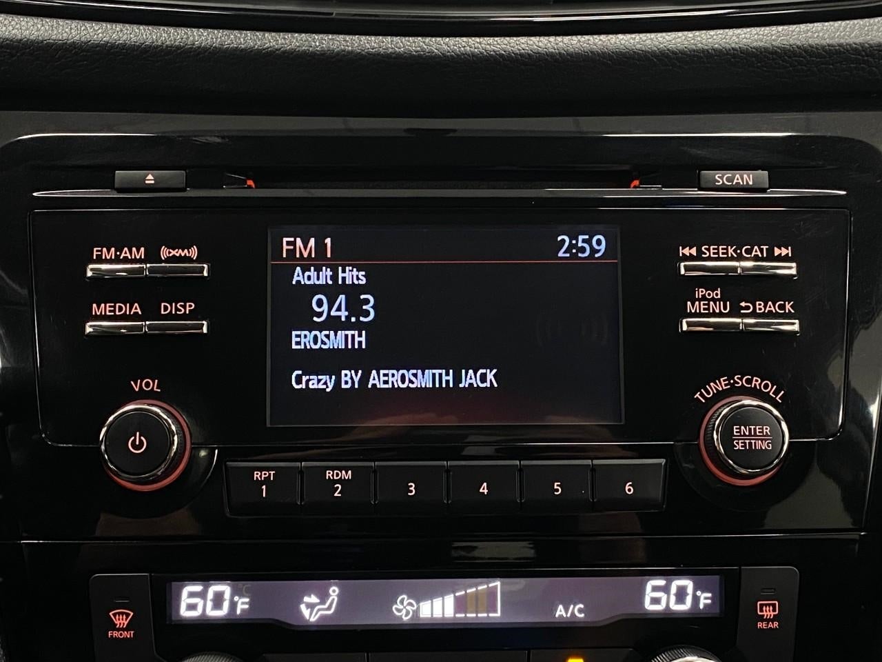 2017 Nissan Rogue AWD SV