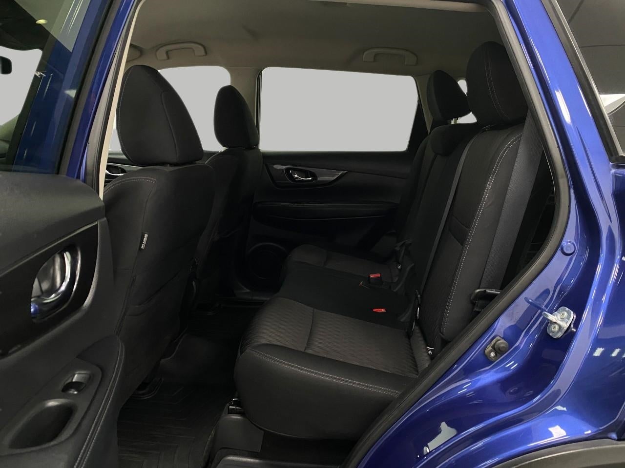 2017 Nissan Rogue AWD SV