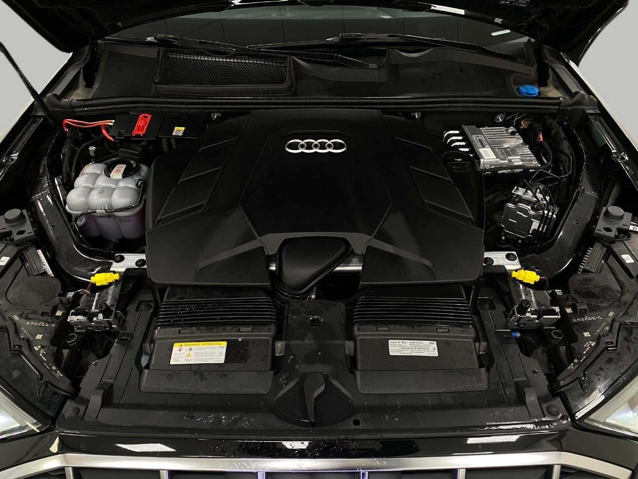 2023 Audi Q7 Prestige 55 TFSI quattro